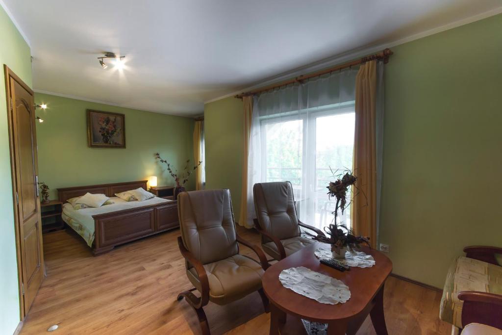 Pensjonat Przy Bloniach Krakau Zimmer foto