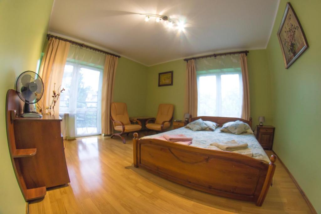 Pensjonat Przy Bloniach Krakau Zimmer foto
