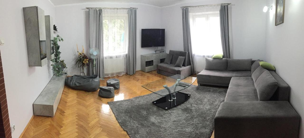 Pensjonat Przy Bloniach Krakau Exterior foto