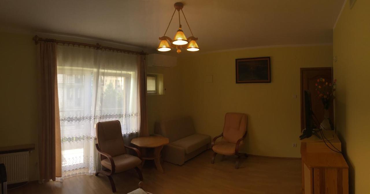 Pensjonat Przy Bloniach Krakau Exterior foto